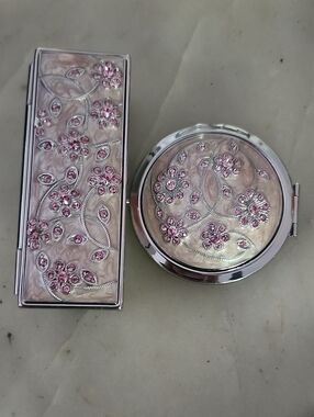 Argento SC Embellished Pink Crystal Floral Compact & Lipstick Case Set